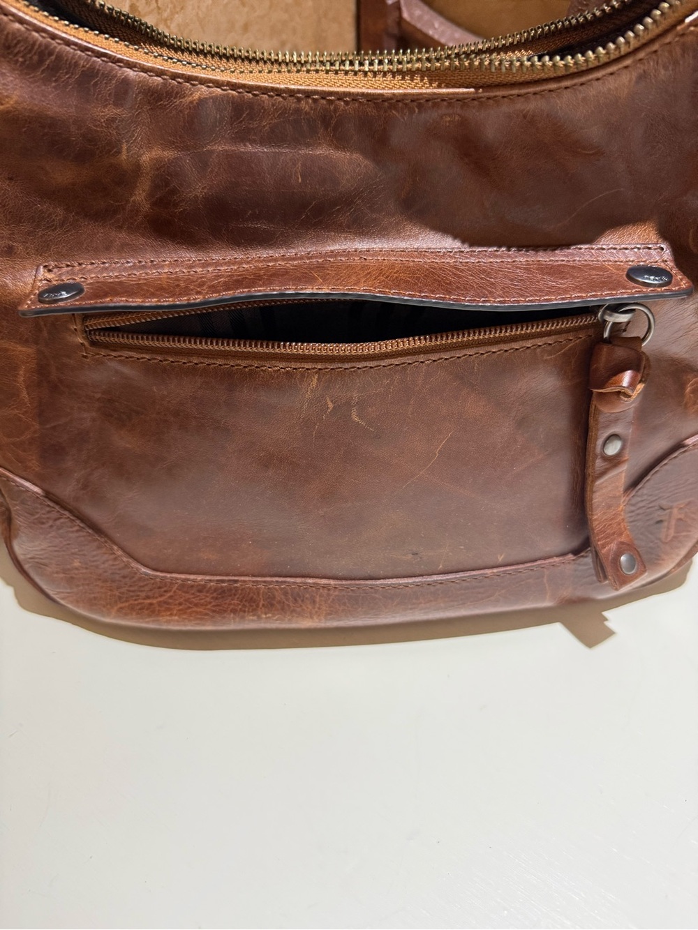 Frye Rustic Brown Leather Shoulder Bag - Picture 4 of 4